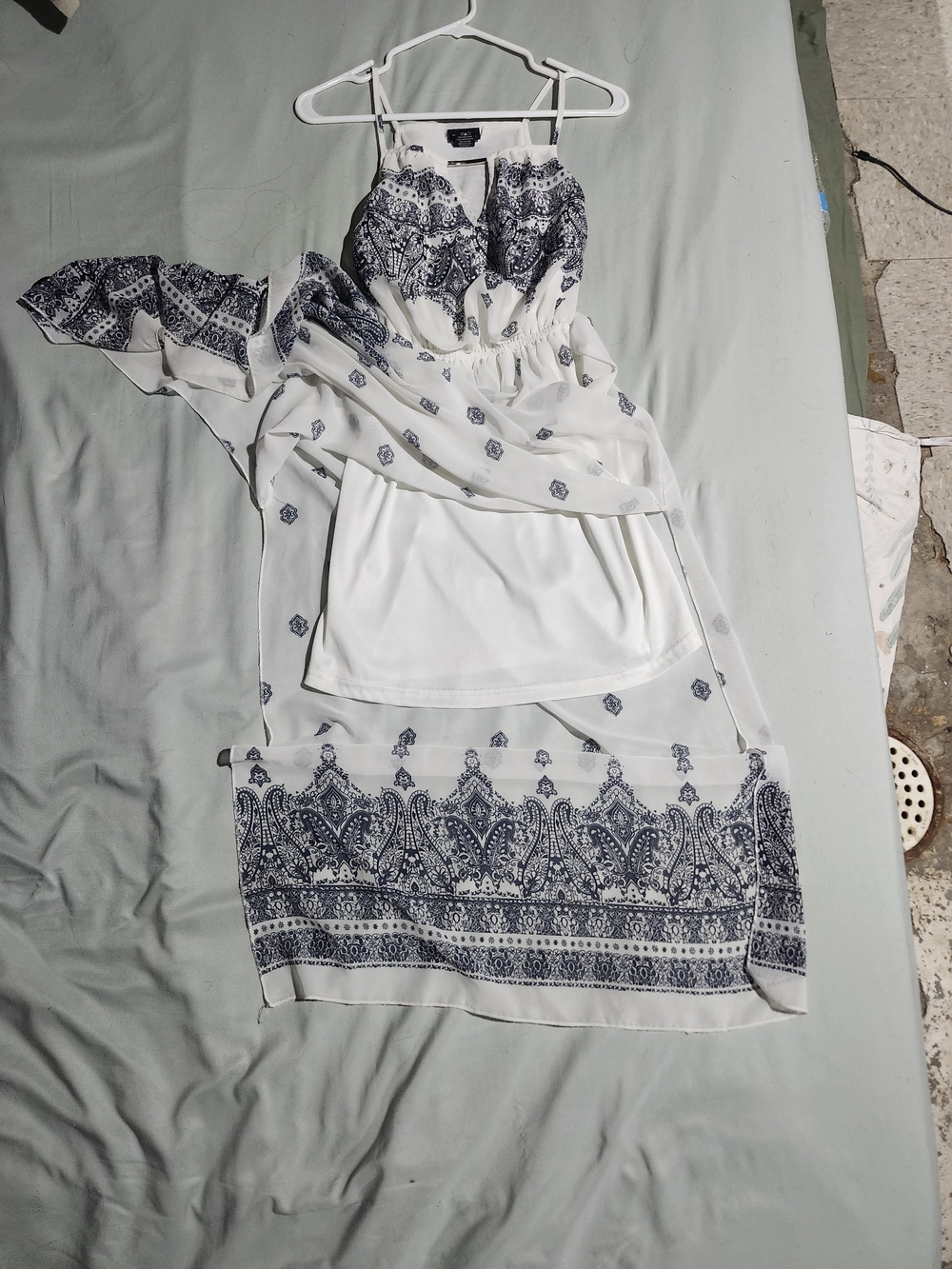 Rue21 White Maxi Dress with Navy Print - Picture 5 of 5